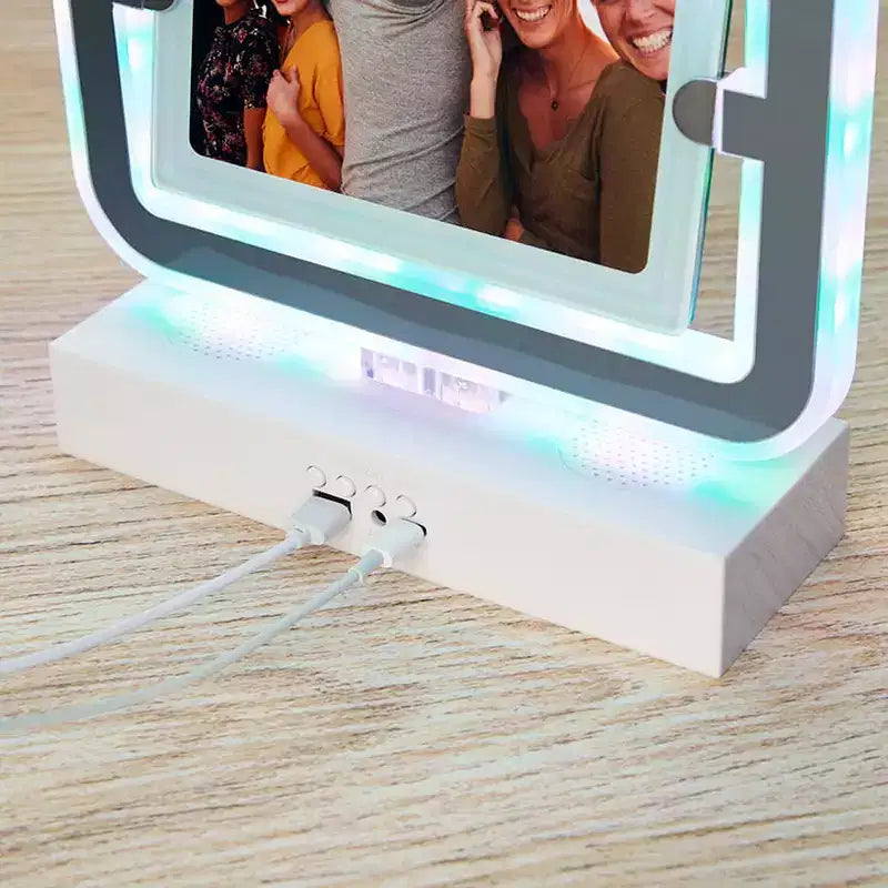 Miroir de maquillage lumineux avec haut-parleur Bluetooth USB The Lakeside Collection -