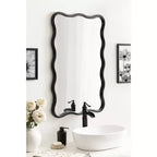 Miroir mural rectangulaire festonné Talma 24x36 Kate & Laurel All Things Decor