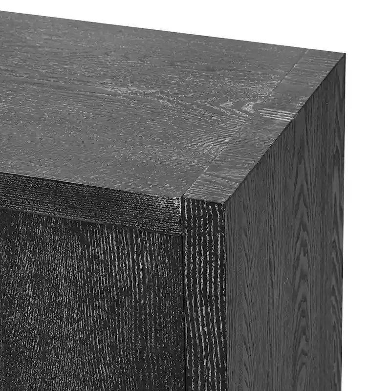 Caractéristiques distinctives d'un buffet à quatre portes avec placage de frêne, idéal pour le couloir, l'entrée ou le salon.