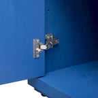 Caractéristiques distinctives d'un buffet à quatre portes avec placage de frêne, idéal pour le couloir, l'entrée ou le salon.