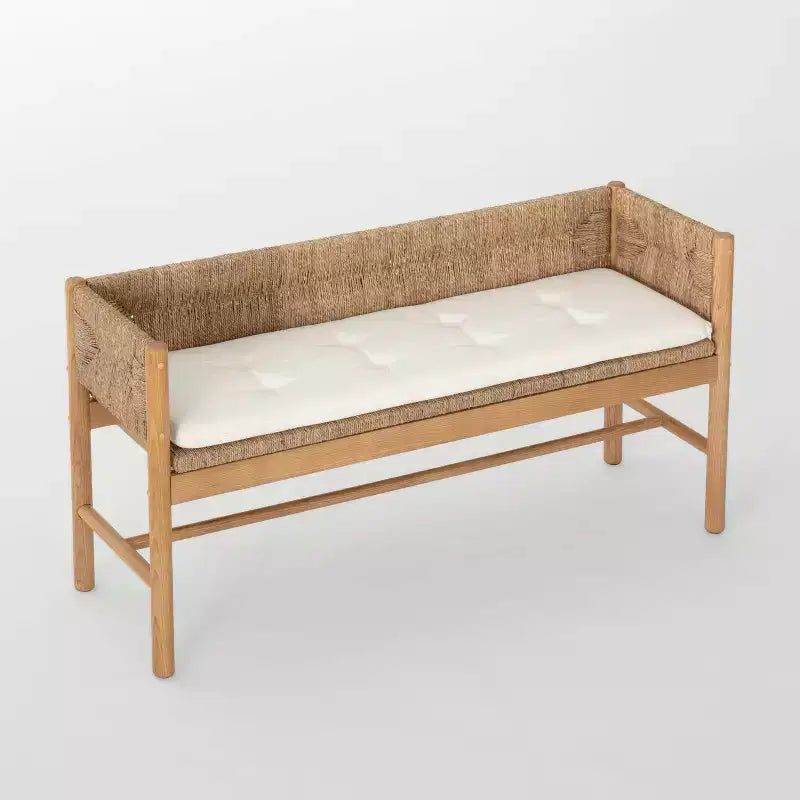 Banc Elden en bois avec dossier tissé et coussin d'assise amovible - Threshold conçu avec Studio McGee